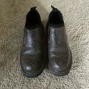 Carhartt shoes brown/black Women’s work shoes STEEL TOES. Oil resistant